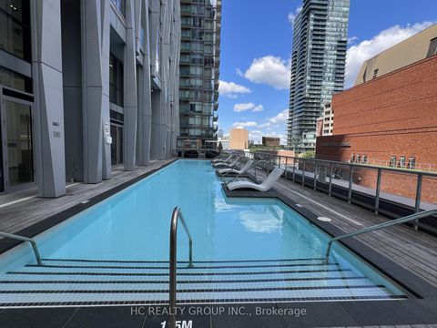 Photo 19 at 4512 - 1 Yorkville Avenue, Annex, Toronto