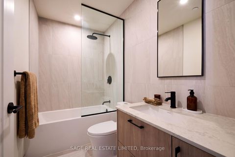 Photo 11 at 608 - 109 Erskine Avenue, Mount Pleasant West, Toronto