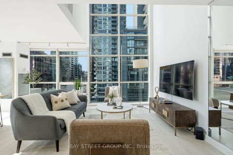 Photo 5 at 925 - 36 Blue Jays Way, Waterfront Communities C1, Toronto
