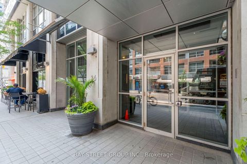 Photo 35 at 925 - 36 Blue Jays Way, Waterfront Communities C1, Toronto