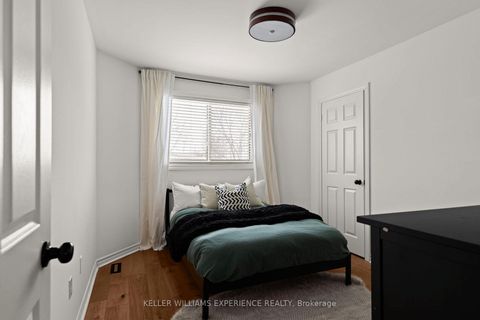 Photo 19 at 102 Country Lane, Painswick South, Barrie