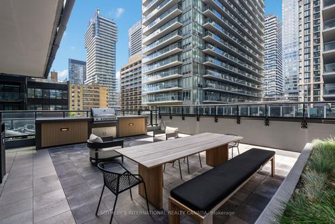 Photo 34 at 2302 - 127 BROADWAY Avenue, Mount Pleasant West, Toronto