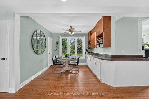 Photo 13 at 9 Vine Street, Sunnidale, Barrie