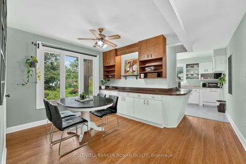 Photo 14 at 9 Vine Street, Sunnidale, Barrie