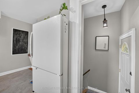 Photo 22 at 9 Vine Street, Sunnidale, Barrie