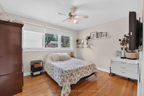 Photo 23 at 9 Vine Street, Sunnidale, Barrie