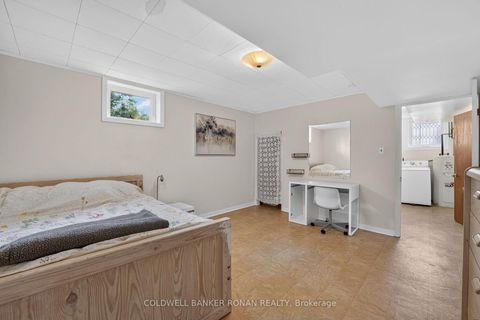 Photo 32 at 9 Vine Street, Sunnidale, Barrie