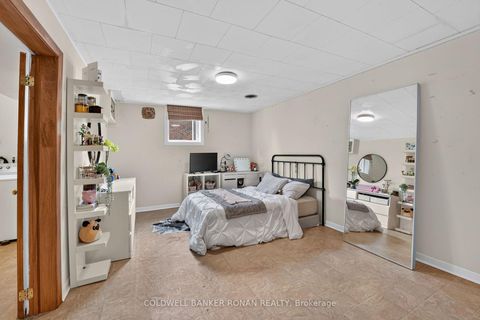 Photo 34 at 9 Vine Street, Sunnidale, Barrie