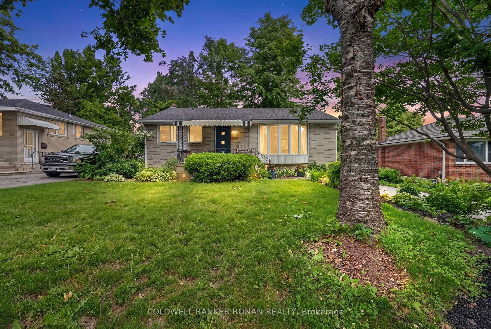 9 Vine Street, Sunnidale, Barrie photo 3