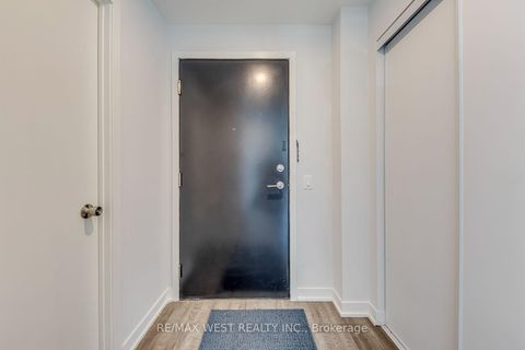 Photo 6 at 910 - 1808 St. Clair Avenue W, Pellam Park, Toronto