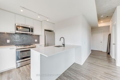 Photo 17 at 910 - 1808 St. Clair Avenue W, Pellam Park, Toronto