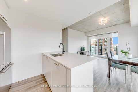 Photo 18 at 910 - 1808 St. Clair Avenue W, Pellam Park, Toronto