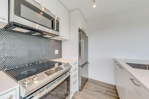 Photo 19 at 910 - 1808 St. Clair Avenue W, Pellam Park, Toronto