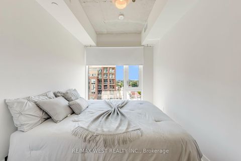 Photo 22 at 910 - 1808 St. Clair Avenue W, Pellam Park, Toronto