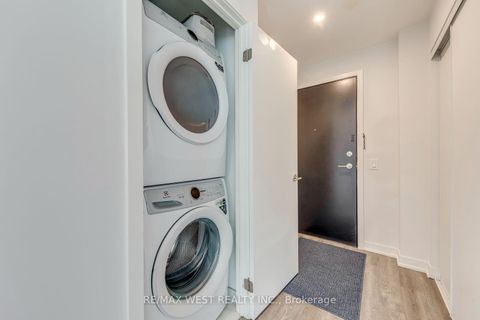 Photo 29 at 910 - 1808 St. Clair Avenue W, Pellam Park, Toronto