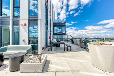 Photo 35 at 910 - 1808 St. Clair Avenue W, Pellam Park, Toronto