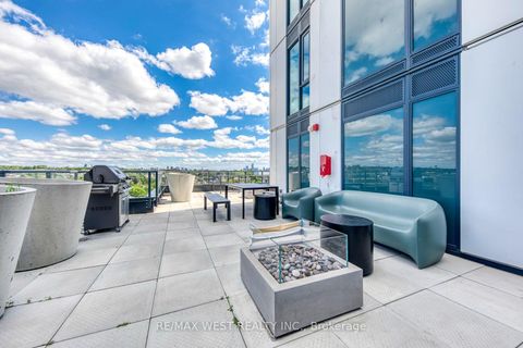 Photo 36 at 910 - 1808 St. Clair Avenue W, Pellam Park, Toronto