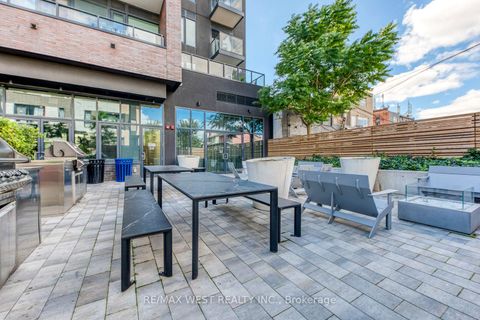 Photo 37 at 910 - 1808 St. Clair Avenue W, Pellam Park, Toronto