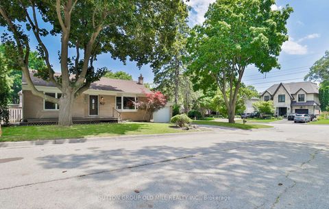 Photo 4 at 1 Penhale Drive, Humber Heights, Toronto