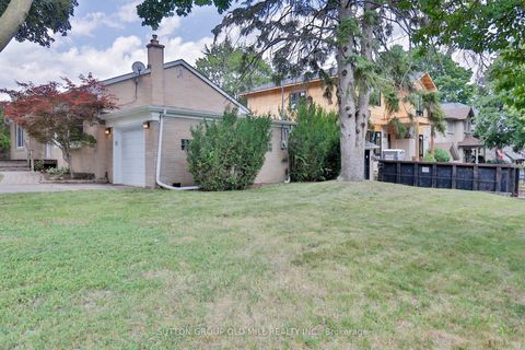Photo 5 at 1 Penhale Drive, Humber Heights, Toronto