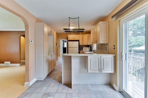 Photo 22 at 1 Penhale Drive, Humber Heights, Toronto