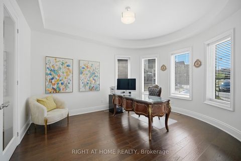 Photo 4 at 33 Keatley Drive, Patterson, Vaughan