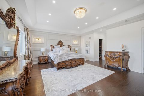 Photo 17 at 33 Keatley Drive, Patterson, Vaughan