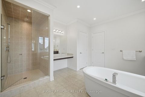 Photo 19 at 33 Keatley Drive, Patterson, Vaughan