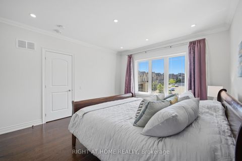 Photo 26 at 33 Keatley Drive, Patterson, Vaughan
