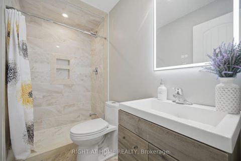 Photo 41 at 33 Keatley Drive, Patterson, Vaughan