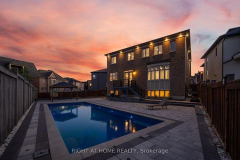 Photo 45 at 33 Keatley Drive, Patterson, Vaughan