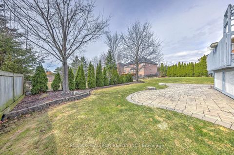 Photo 37 at 6 White Oak Crescent, Langstaff, Richmond Hill