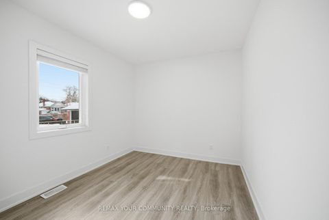 Photo 10 at 172 Times Road, Belgravia, Toronto