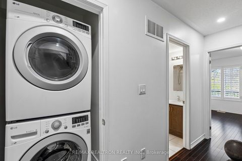 Photo 25 at 35 - 97 The Queensway, Swansea, Toronto