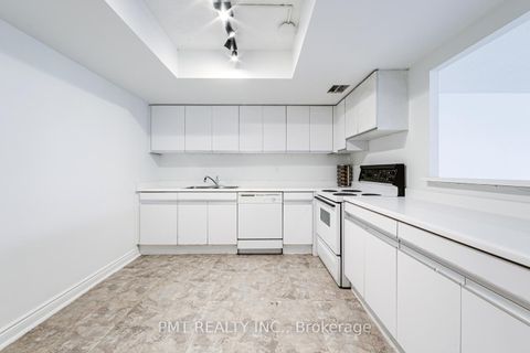 Photo 7 at 202 - 77 Carlton Street, Yonge Corridor, Toronto