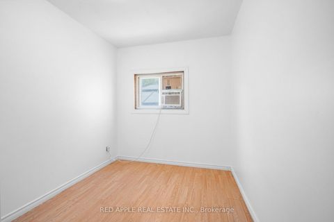 Photo 8 at 546 Dufferin Street, Little Portugal, Toronto