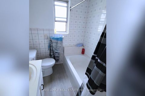 Photo 14 at 546 Dufferin Street, Little Portugal, Toronto