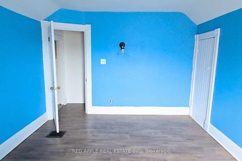 Photo 20 at 546 Dufferin Street, Little Portugal, Toronto