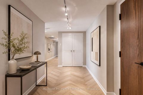 Photo 3 at 1305 - 1166 Bay Street, Bay Street Corridor, Toronto