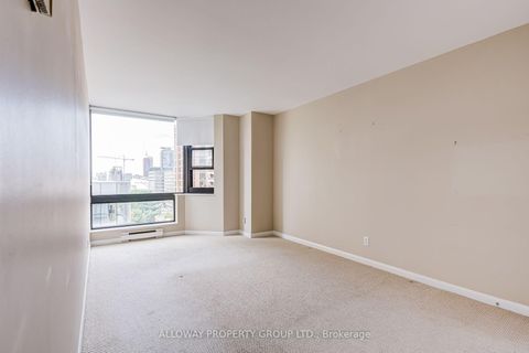 Photo 28 at 1305 - 1166 Bay Street, Bay Street Corridor, Toronto