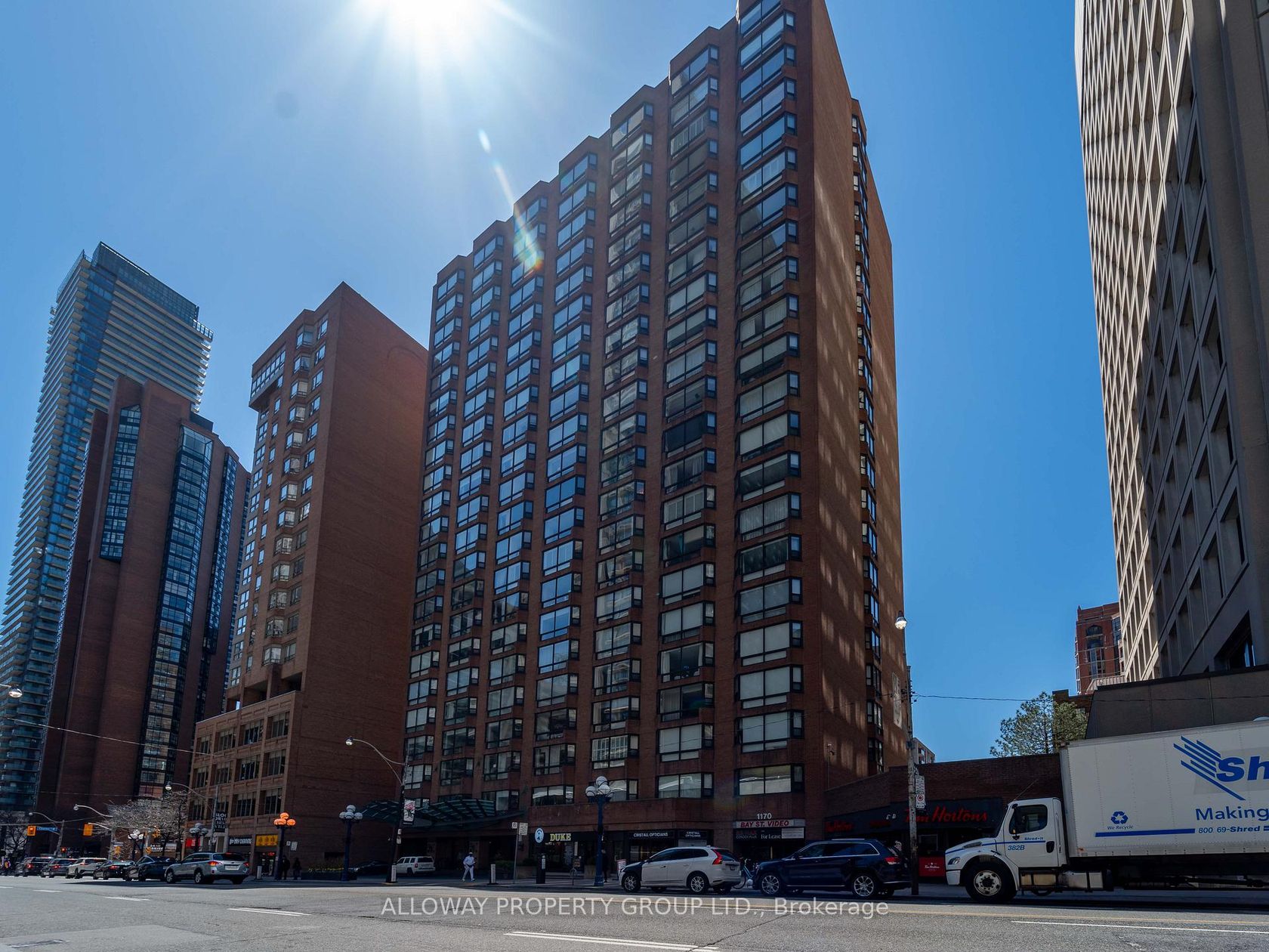 1305 - 1166 Bay Street, Bay Street Corridor, Toronto 