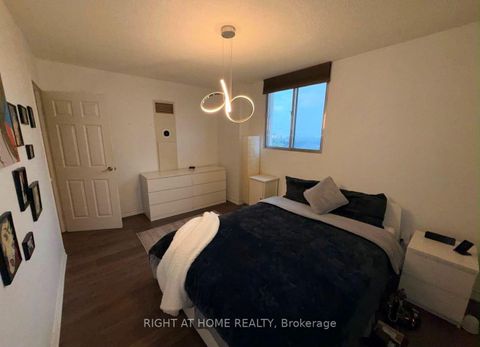 Photo 11 at 1102 - 820 Burnhamthorpe Road, Markland Wood, Toronto