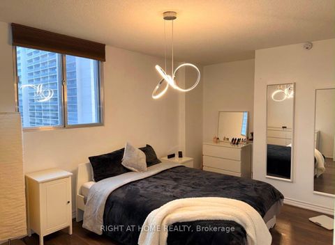 Photo 12 at 1102 - 820 Burnhamthorpe Road, Markland Wood, Toronto