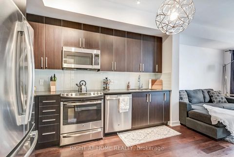 Photo 7 at 2710 - 2212 Lake Shore Boulevard W, Mimico, Toronto