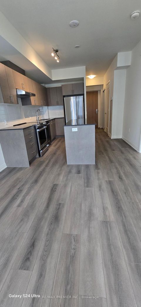 Photo 6 at 1819 - 8960 Jane Street, Vellore Village, Vaughan