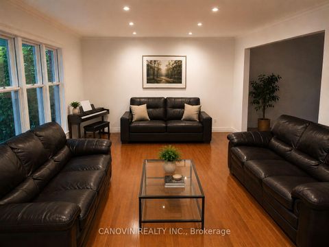 Photo 4 at 183 St. Anthony's Court, Mill Pond, Richmond Hill