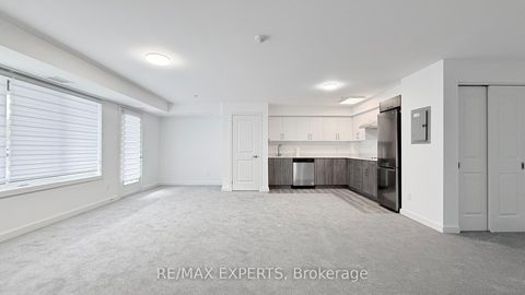 Photo 2 at 402 - 45 Connaught Avenue, Coxwell, Toronto