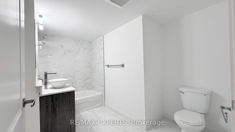 Photo 4 at 402 - 45 Connaught Avenue, Coxwell, Toronto