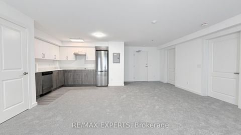 Photo 6 at 402 - 45 Connaught Avenue, Coxwell, Toronto