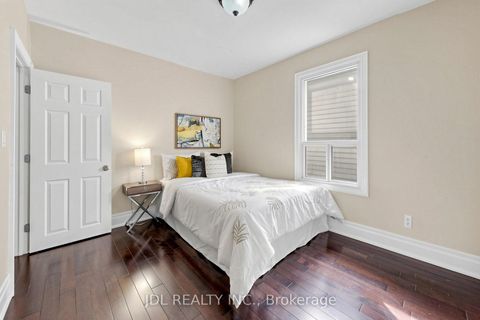 Photo 21 at 831 Pape Avenue, Danforth, Toronto
